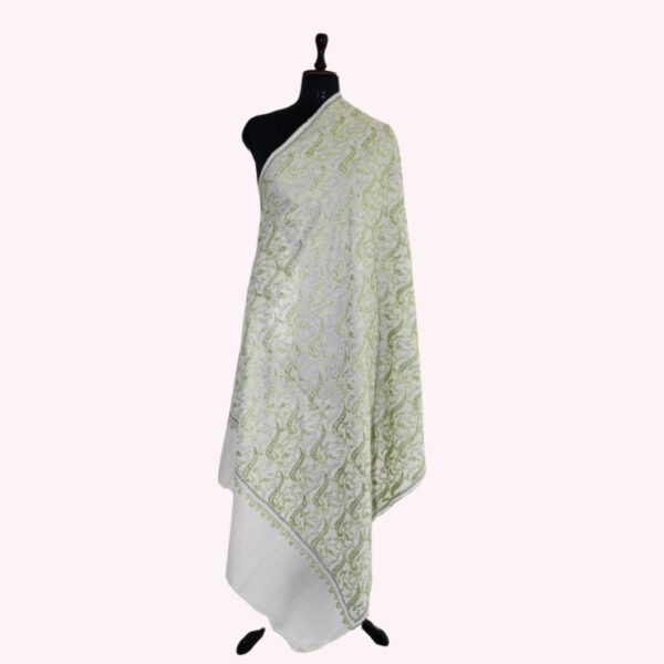 Luxurious Handmade Sozni Shawl